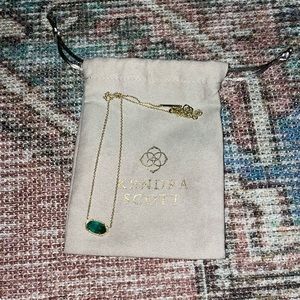 Kendra Scott green necklace